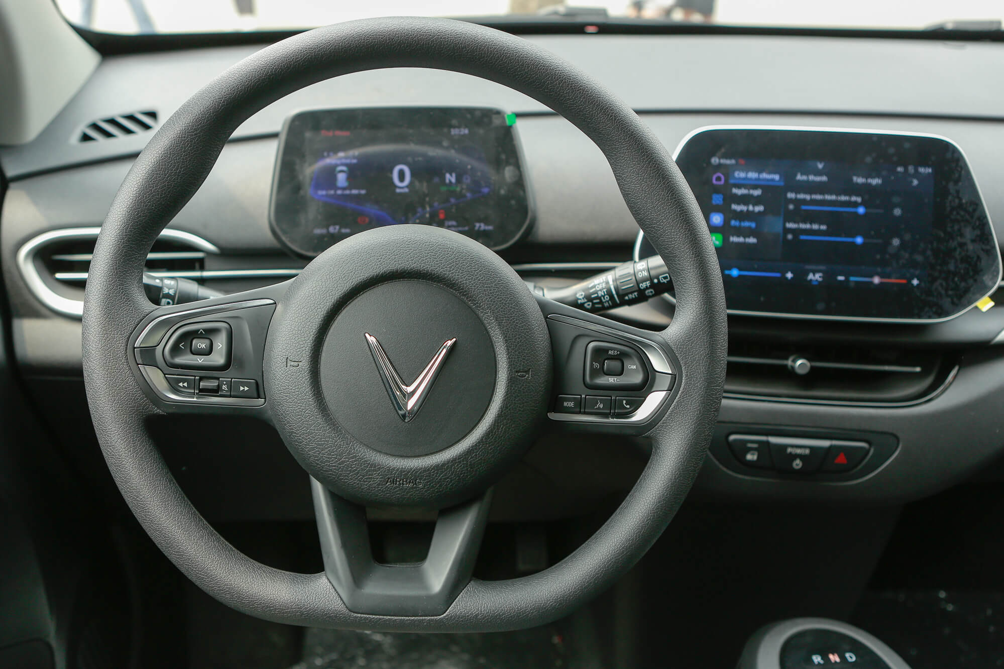 VÔ LĂNG VINFAST VF5